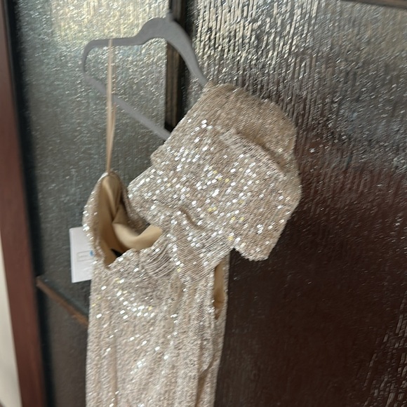 MAC DUGGAL 11283 SEQINED BOW ONE SHOULDER NUDE GOWN  sz 4 NWT - Picture 13 of 14